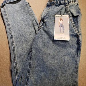 Simple Society, Juniors high rise jeans, roll cuff, size 00